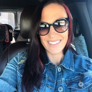 Meet your Posher, Kristin